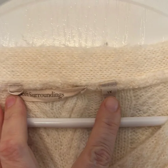 2/$20 Soft Surroundings Cream Crew Neck Sweater with Textured Knit Size 1X - Picture 2 of 3